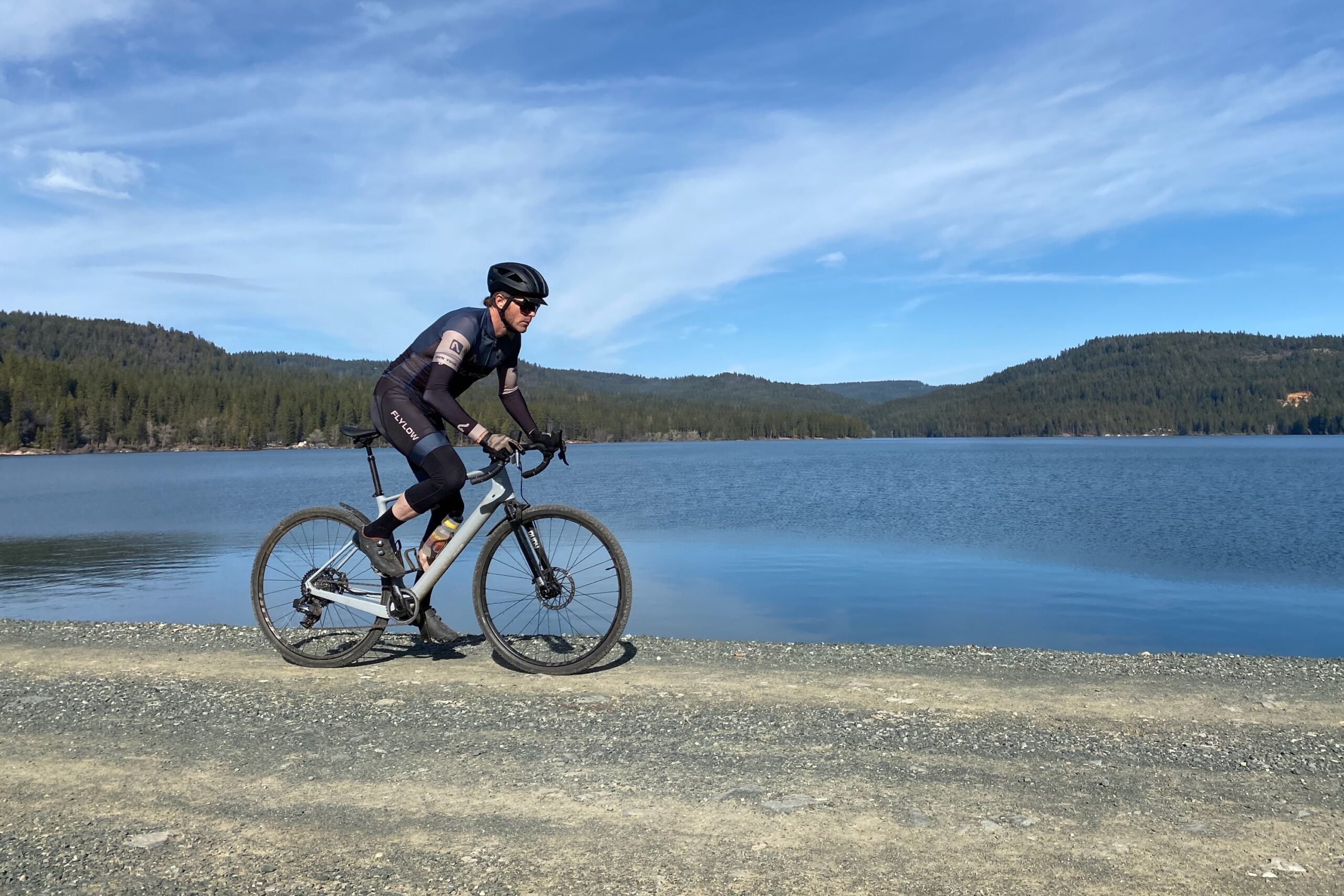 Gravel Bike Tires buyer's guide lead image