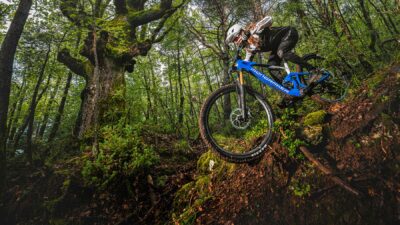 Mondraker NEAT e-MTBs blend light weight w/ big ambitions