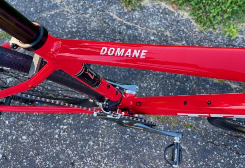 Trek Domane AL Gen 4 Full logo of bike